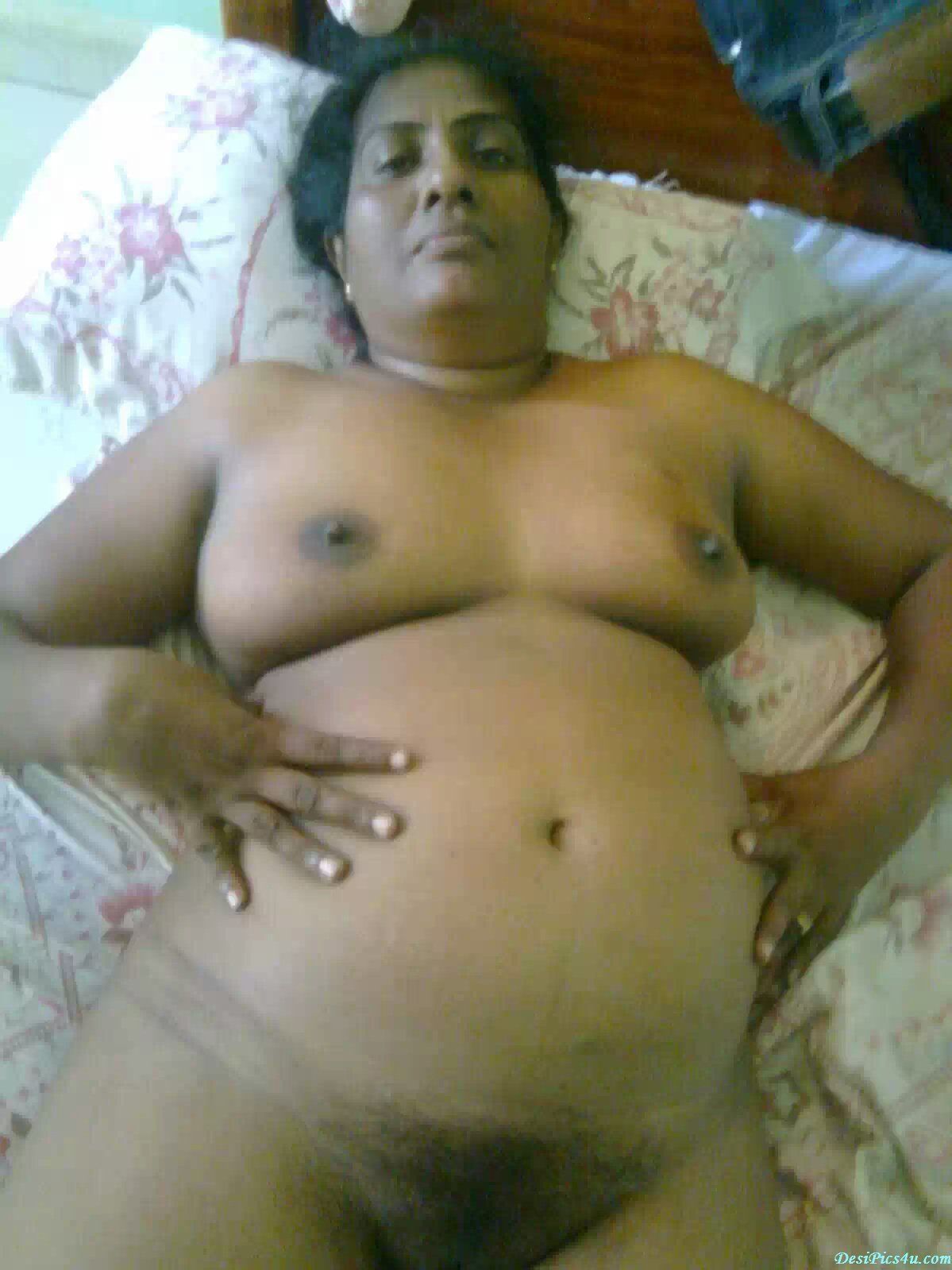 Indian old aunty sex