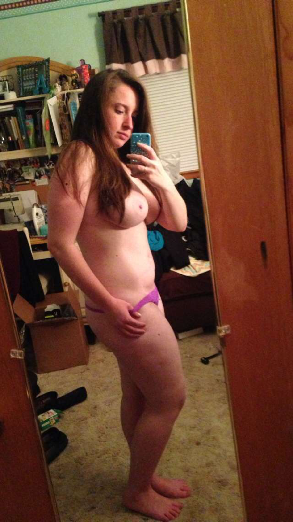 Thunderbird reccomend Sexy naked thong selfie